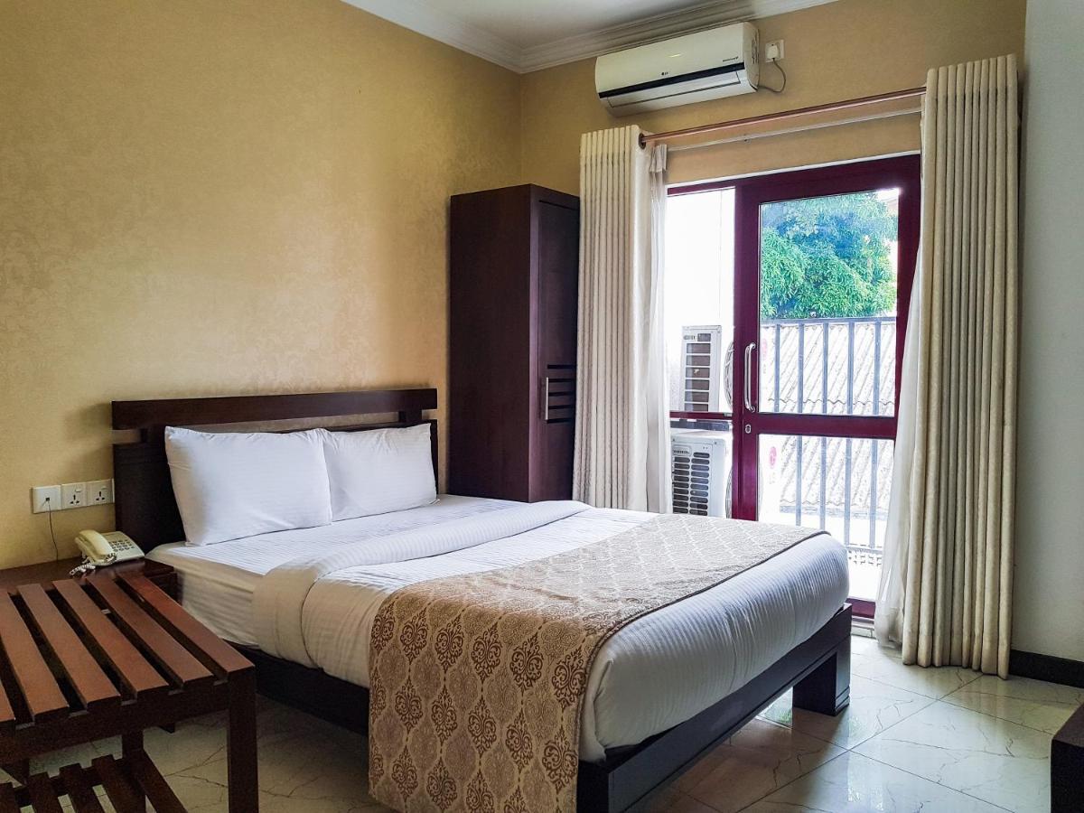 Galaxy City Hotel Kandy Kültér fotó