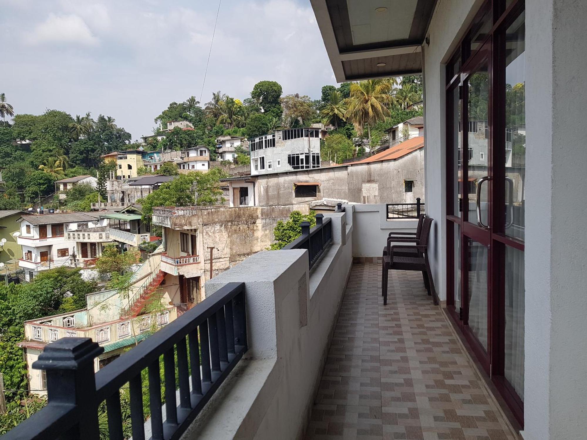 Galaxy City Hotel Kandy Kültér fotó
